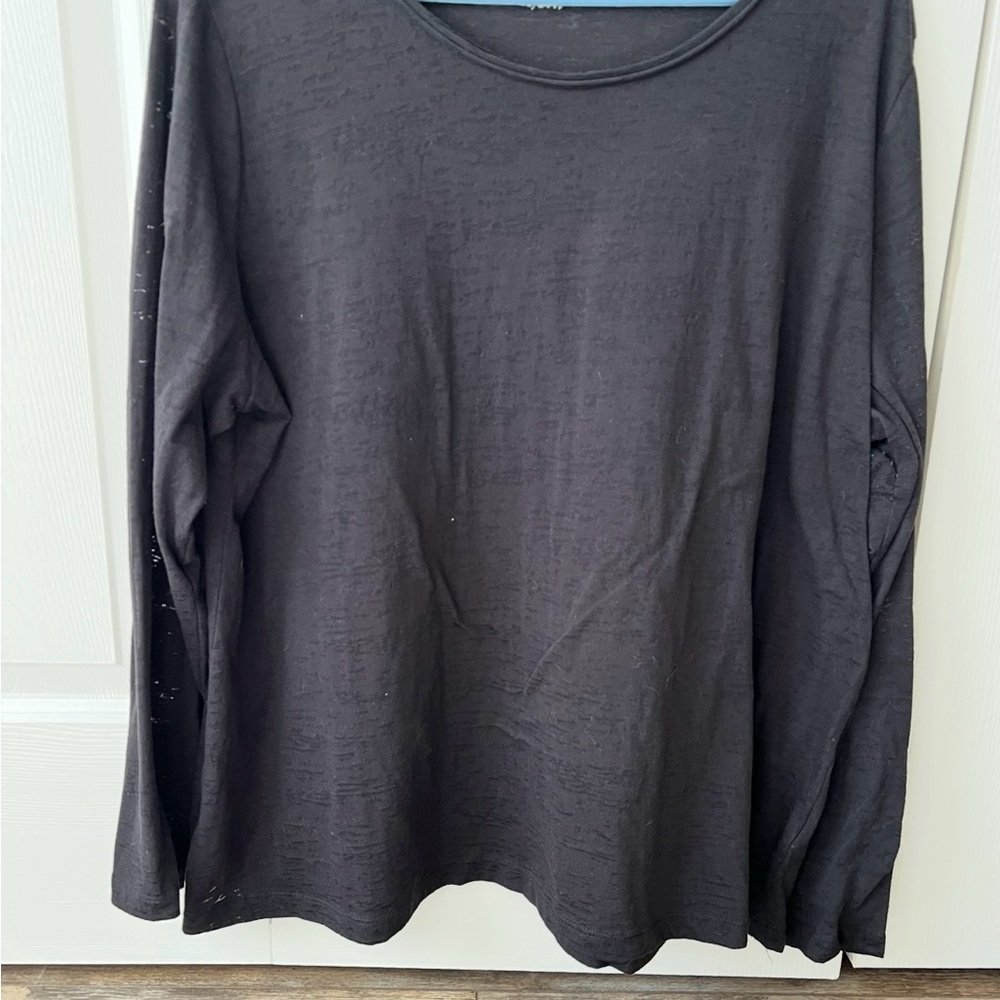 Cato Women's Black Long Sleeve Tee
